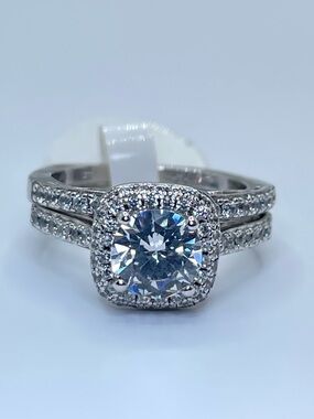 925 Sterling Silver Diamond Wedding Engagement Bridal 2 Band Ring‎ Set Sz 5